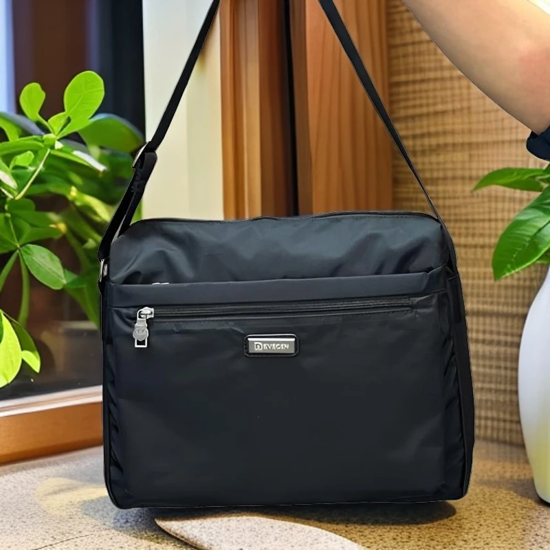 时尚百搭男女同款布艺多隔层多拉链放合同放资料多用途斜挎包包包