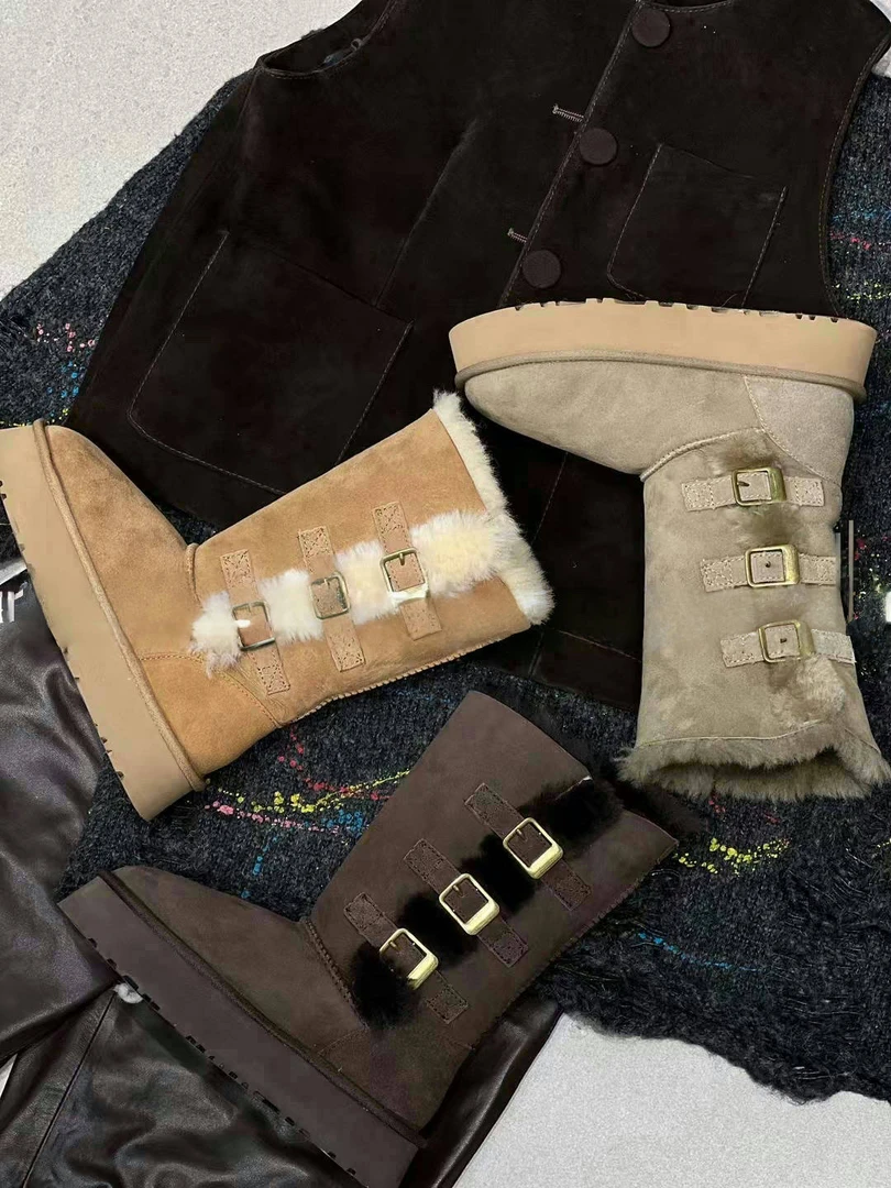 时尚羊皮毛一体雪地靴女中高筒加厚保暖防滑冬季骑士靴