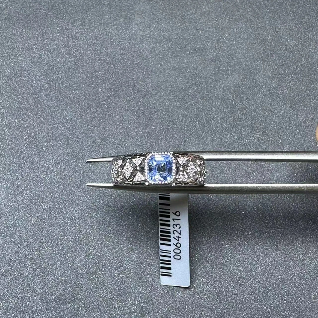1022（00642316）/925银彩蓝宝戒指12号圈口-主石：0.88ct