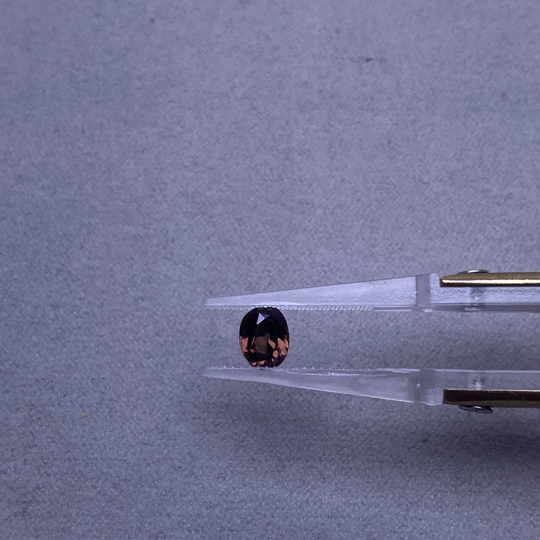 BROWN N/蓝宝石-1.2ct（00650340）0419