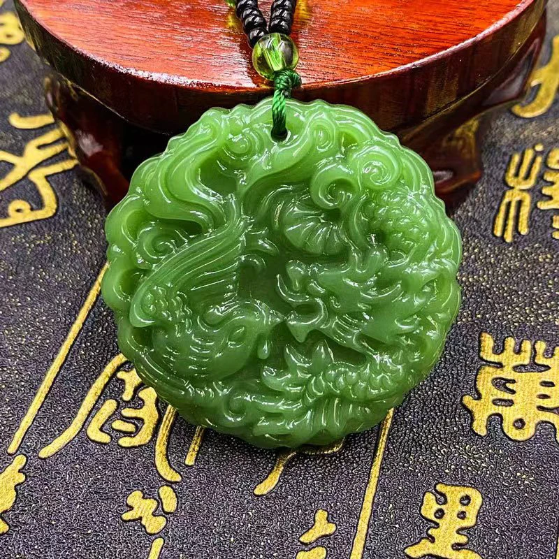 【龙凤呈祥】浅绿碧绿透白圆牌生意兴隆财源滚滚吊坠