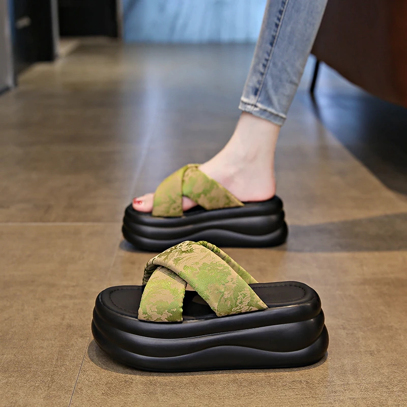 小码33松糕拖鞋女外穿2025年新款网红爆款交叉小个子气质凉拖鞋女