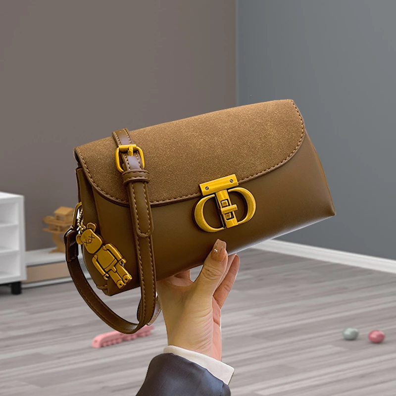 时尚包包新款高级感2024D气质法国小众复古百搭小方包休闲斜挎包