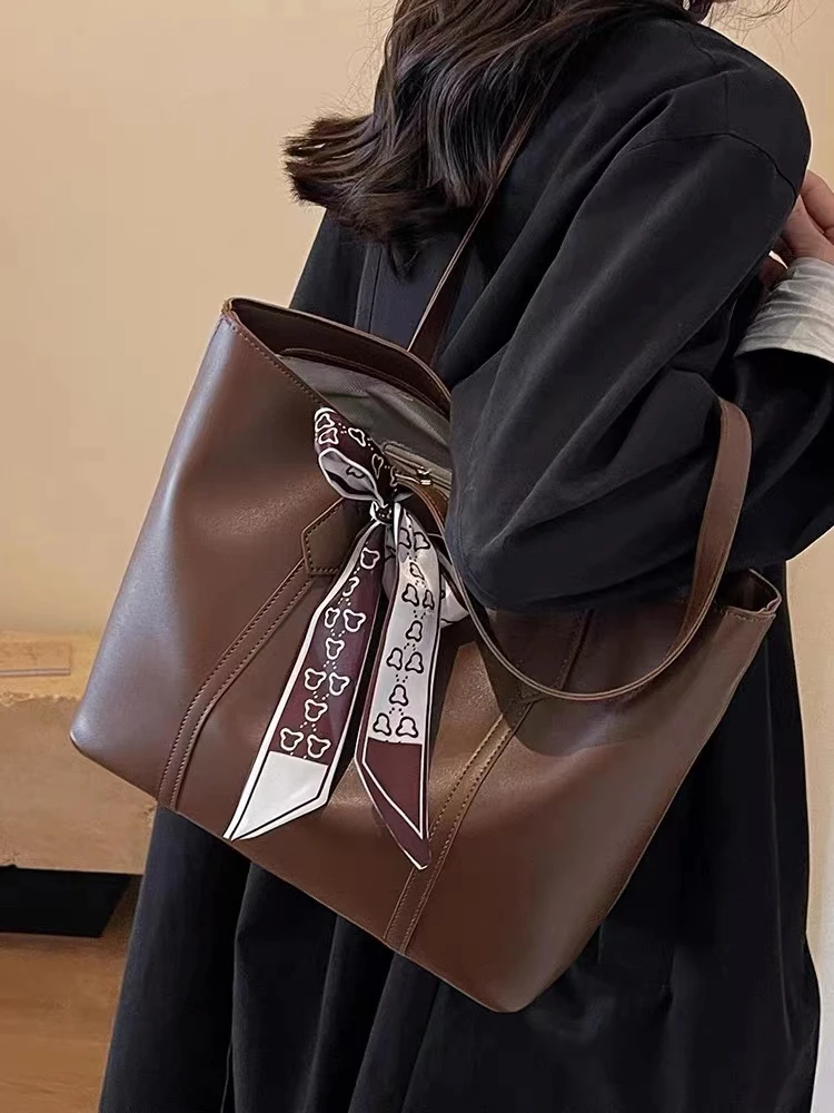 同款包包女托特包大容量秋冬百搭2023新款复古休闲质感单肩通勤包