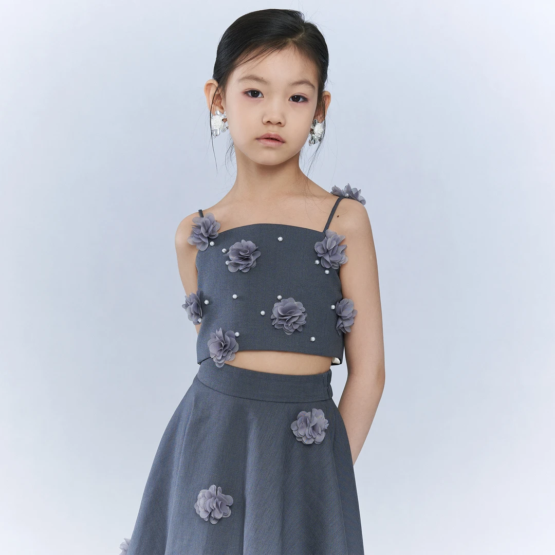 夏羽墨女童春夏新款灰色百搭花朵单穿吊带重工气质外穿夏季背心