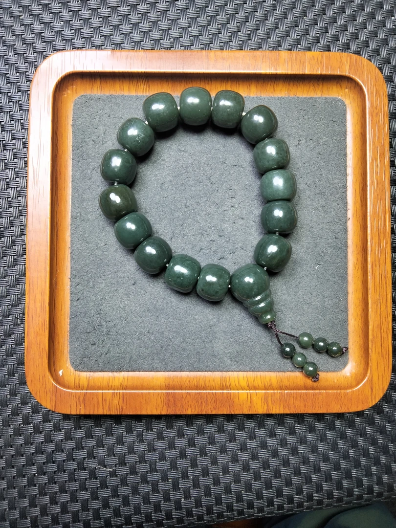 天然和田玉塔青卡14老型珠手串