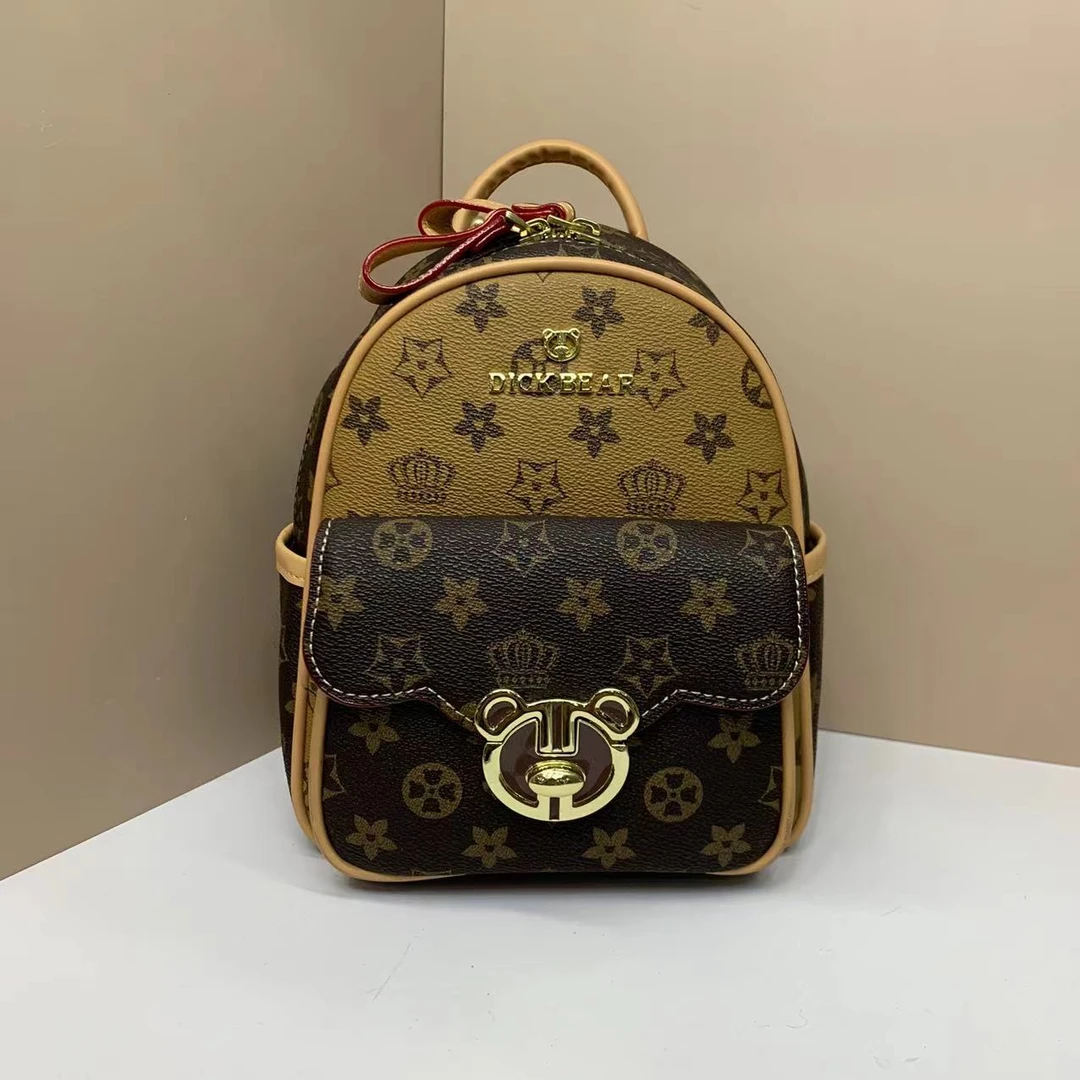 28195新款时尚百搭潮流防盗熊头扣双肩背包