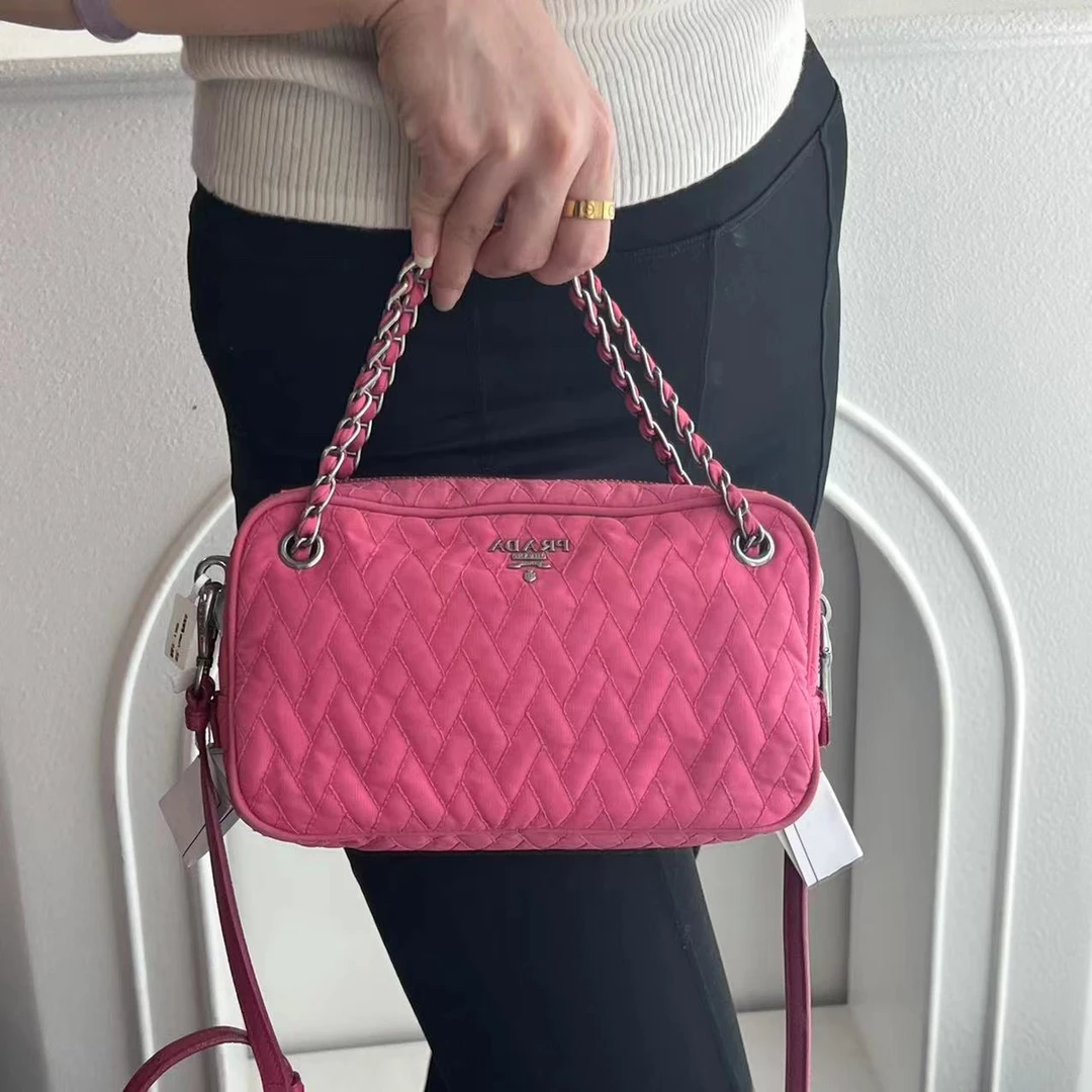 95新 Prada/普拉达 小花手提斜挎包