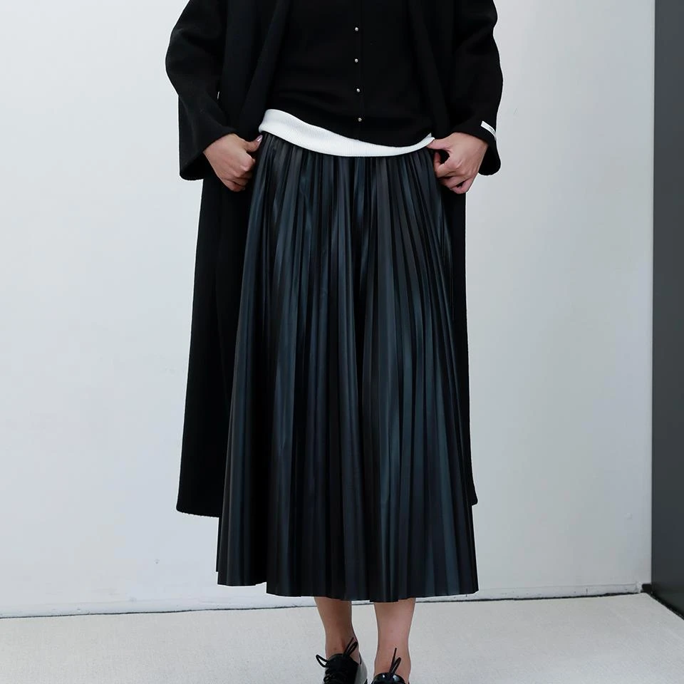 LESERBIE奕色全橡筋百褶皮裙