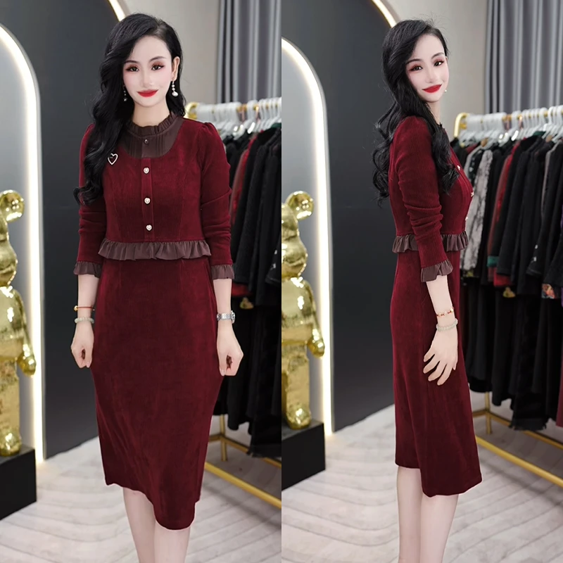 2024雪尼尔绒磨毛弹力精纺木耳花边坑条纹理喜庆减龄假两件连衣裙