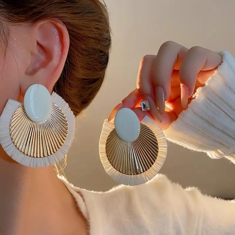 合金耳饰 编织花朵耳环小众设计感夸张气质耳坠女高级感新款耳饰