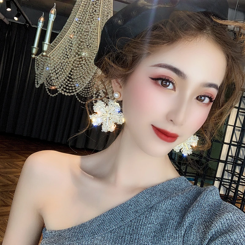 合金耳饰 大花朵耳环欧美风耳钉潮夸张简约气质小众设计感女耳饰