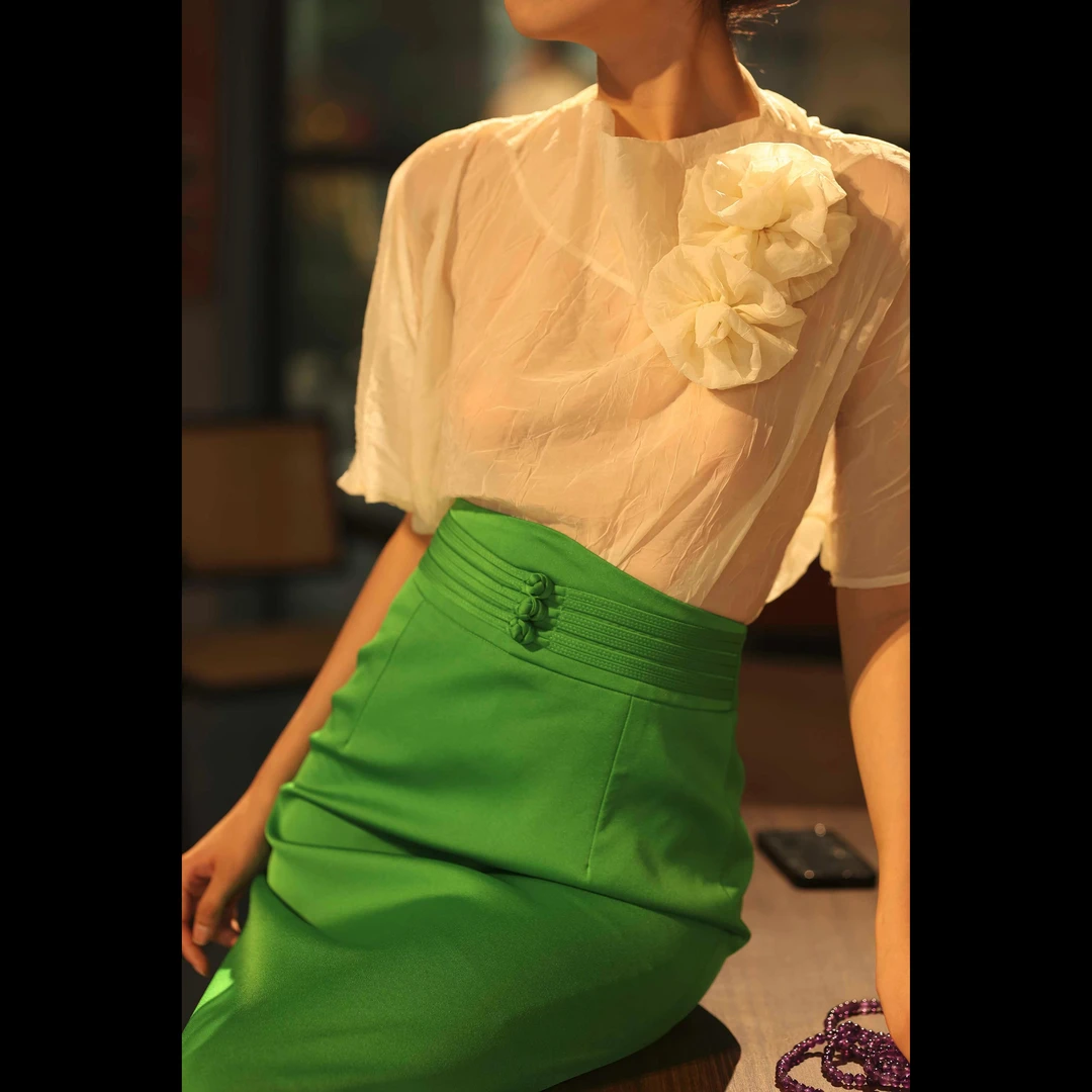 【南法风·花】夏季轻奢新款法式气质时尚百搭小众气质女士短袖上衣