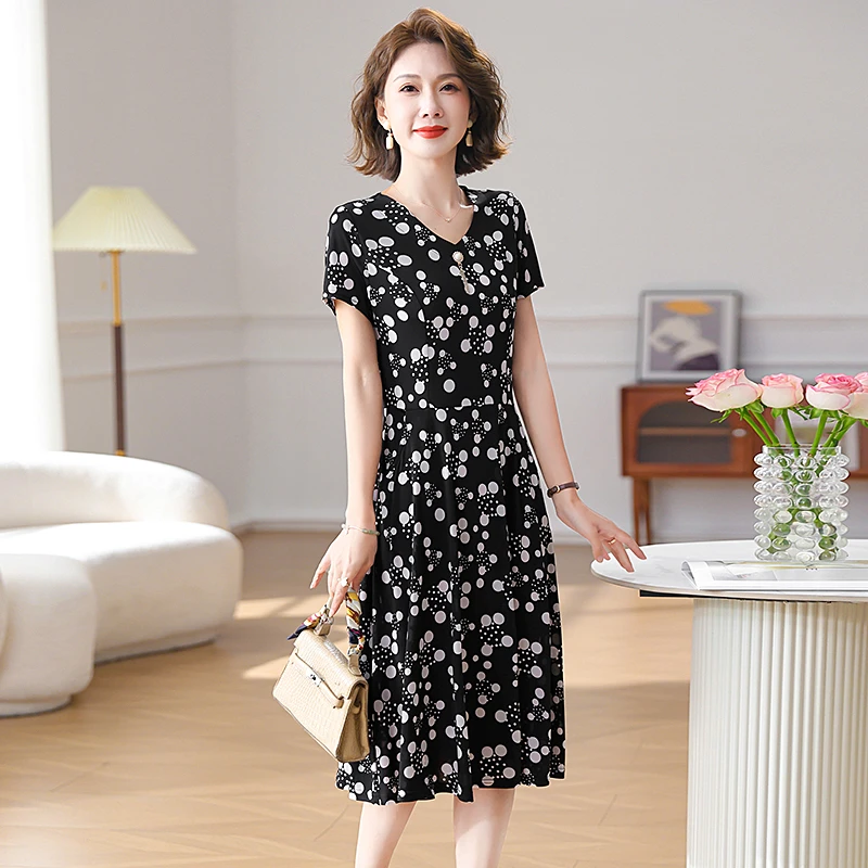 2024夏季宽松中长款遮肉大码显瘦气质时尚洋气修身宽松印花妈妈装