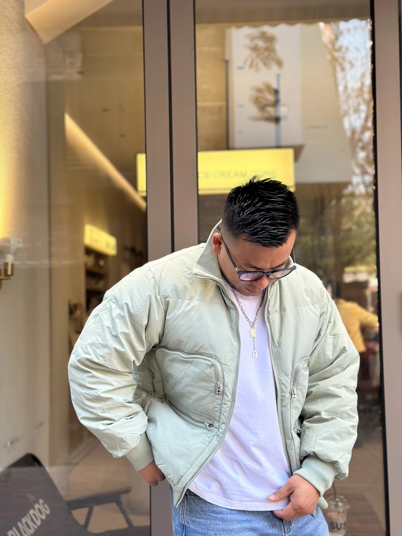 Uncle&Y “抄作业” 百搭风琴羽绒服男式