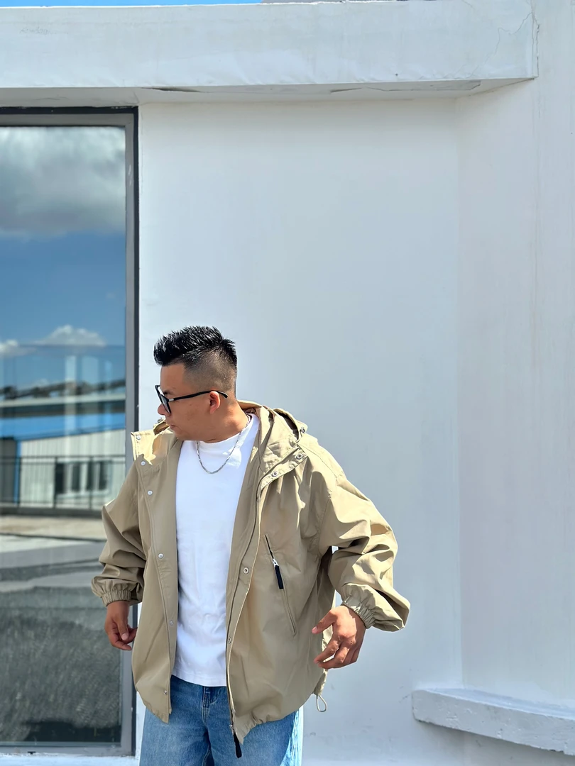 Uncle&Y “早春山系” 长拉链男女同款冲锋衣
