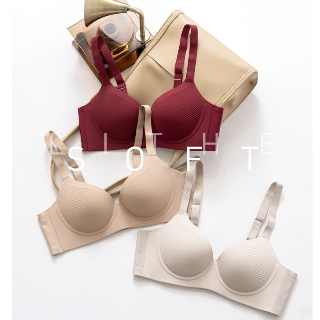 【可可茜里】大胸薄杯无痕聚拢杯-轻盈裸感固定式可调节弹力宽肩带