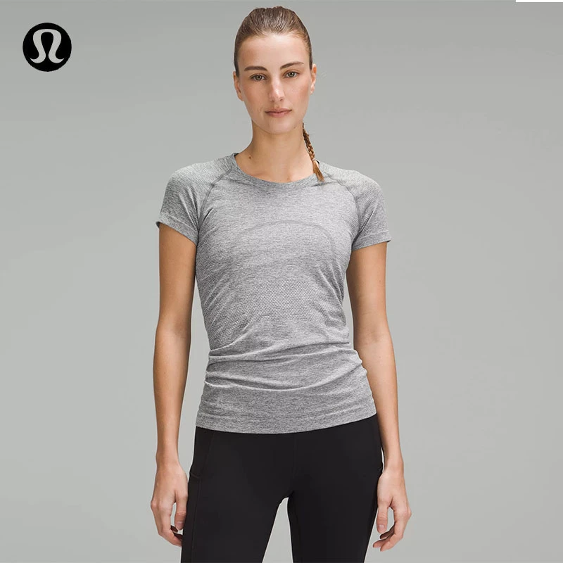 lululemon丨Swiftly Tech 女士运动短袖 T 恤 2.0 LW3DFNS