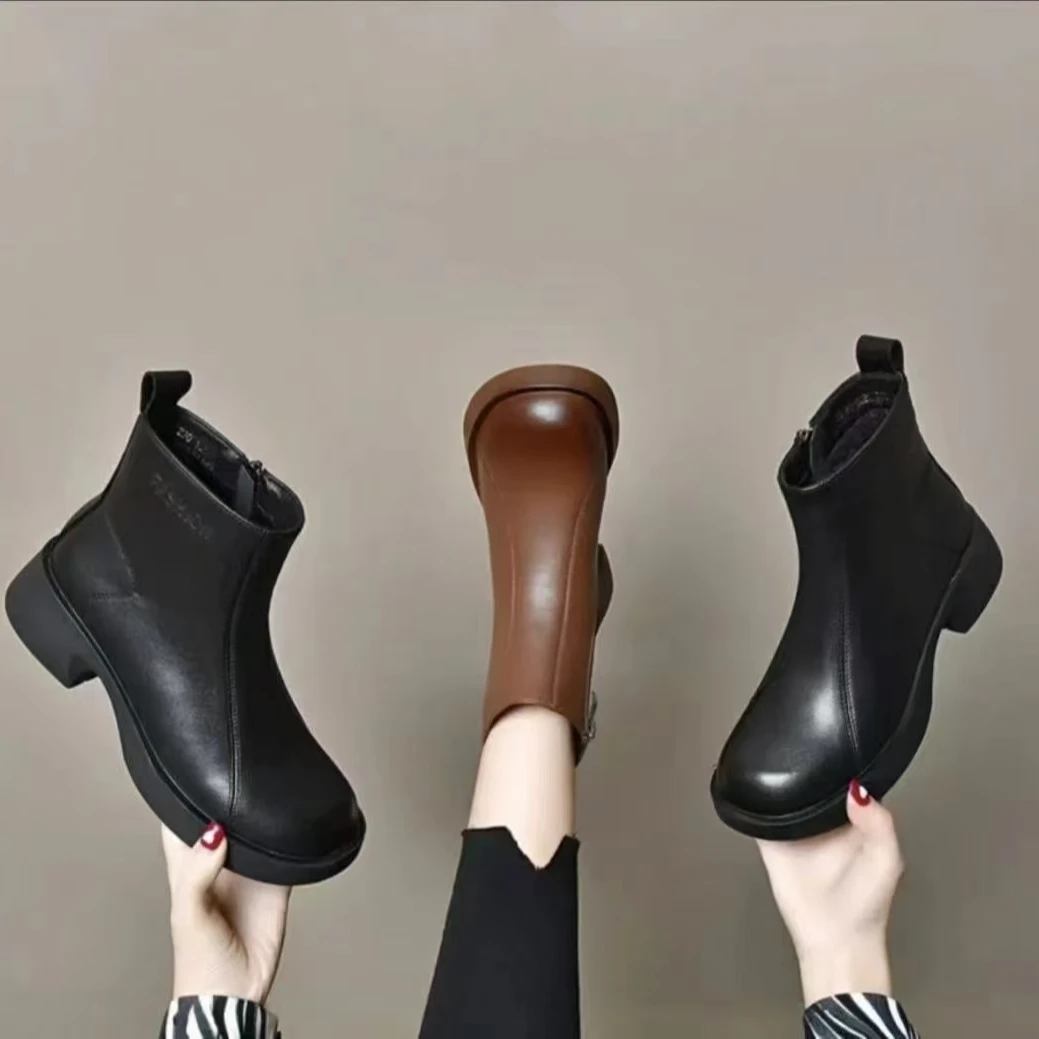 马丁靴女春秋单靴2024年新款冬季加绒英伦风厚底中跟短靴子女