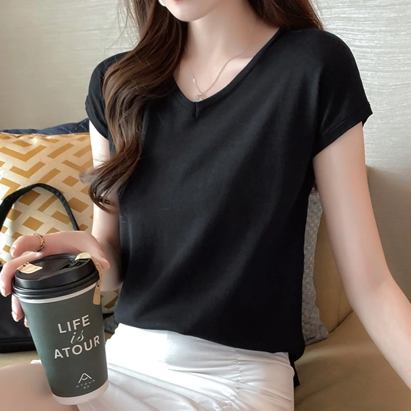打底衫女宽松夏季欧货冰丝针织薄款V领短袖高贵T恤女气质纯色上衣