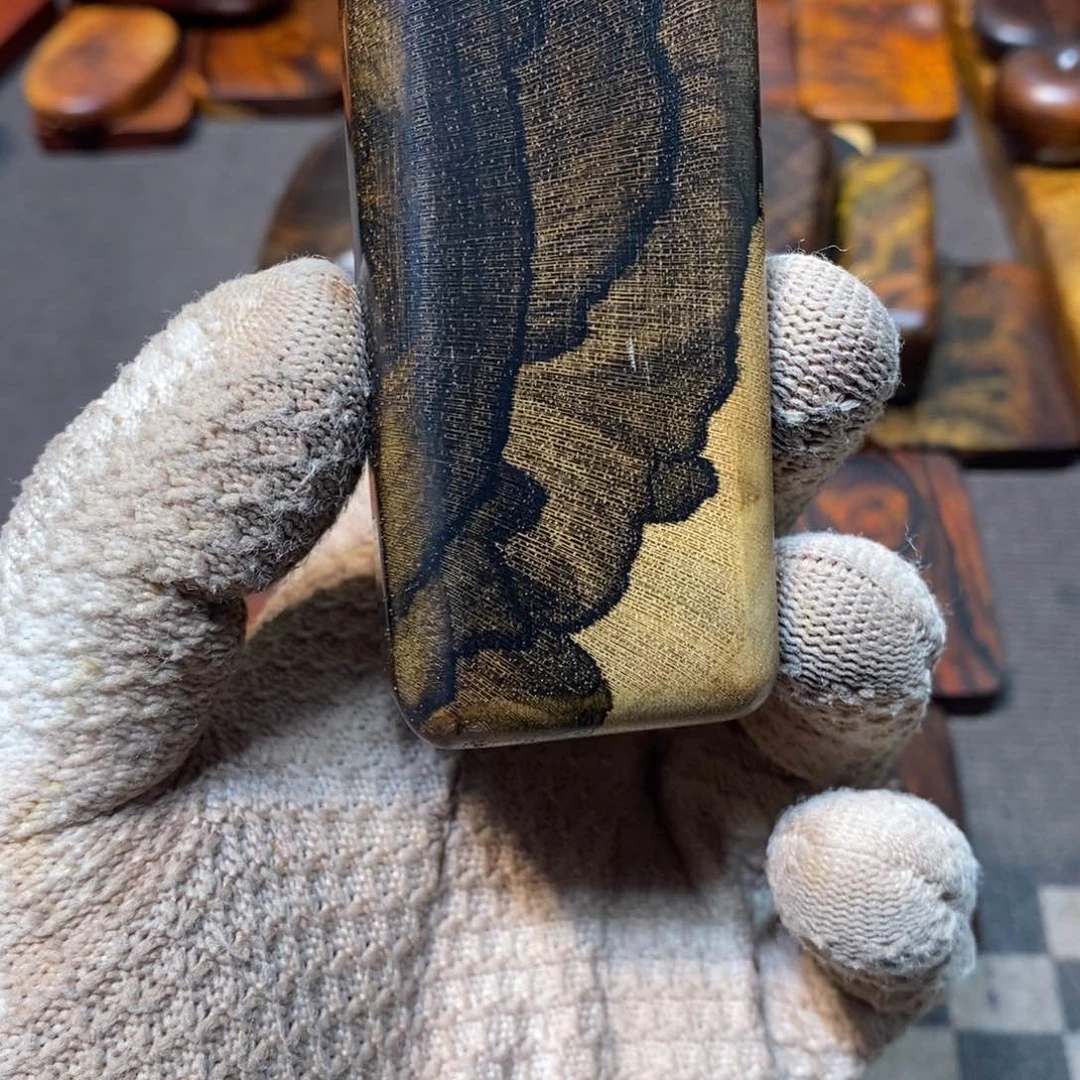 交趾黄檀（大红酸枝）艺*生