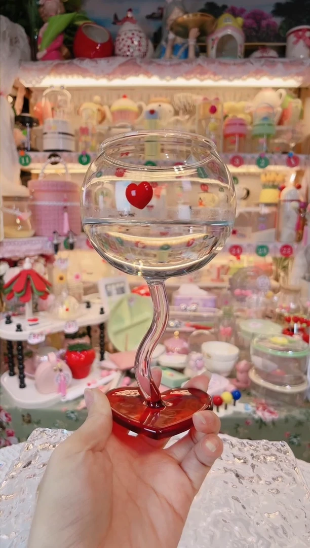 【闪购商品】摆件爱心红酒杯品质好，发货快，放心拍