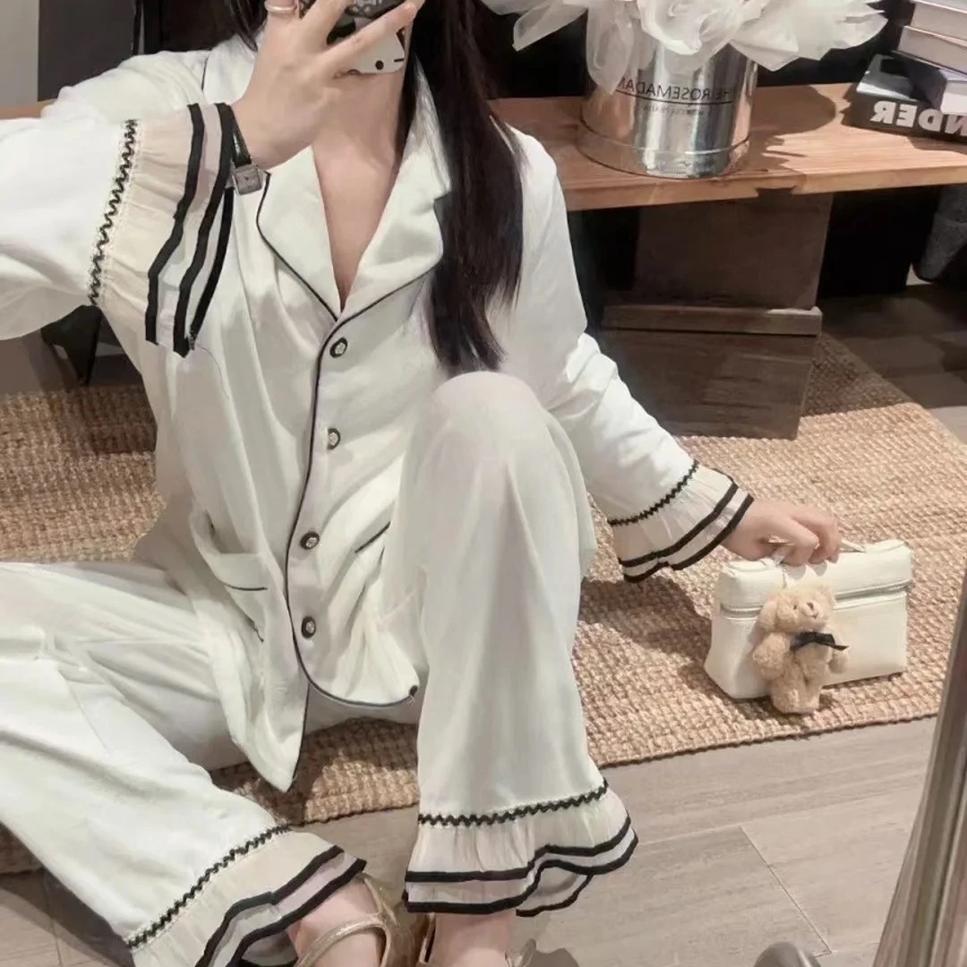 韩版秋冬新款简约气质舒适厚款长袖设计师软绵绵款时尚套装