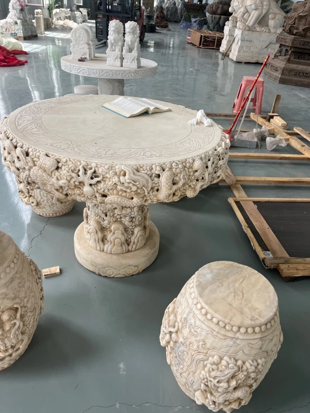 汉白玉石桌包邮不管卸车
