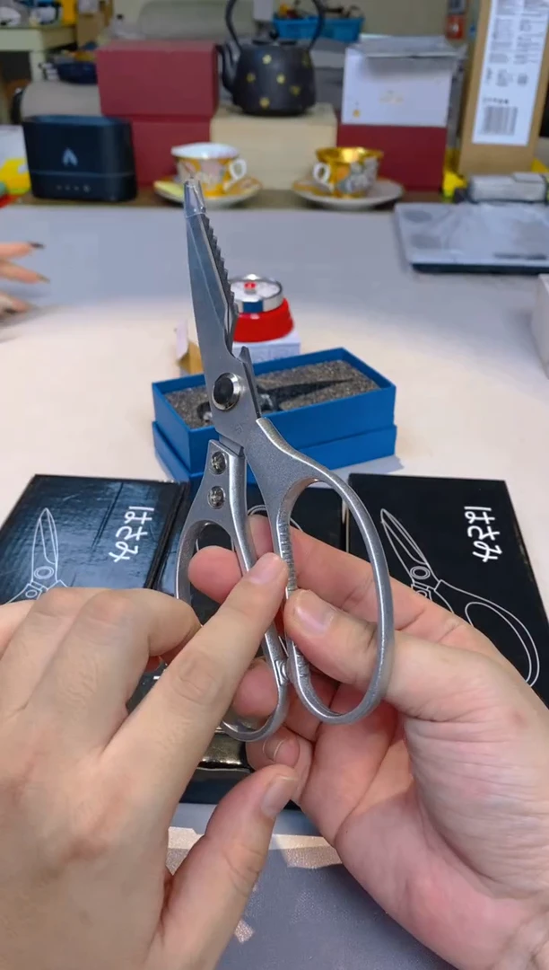 【闪购商品】瓷片剪子3..............