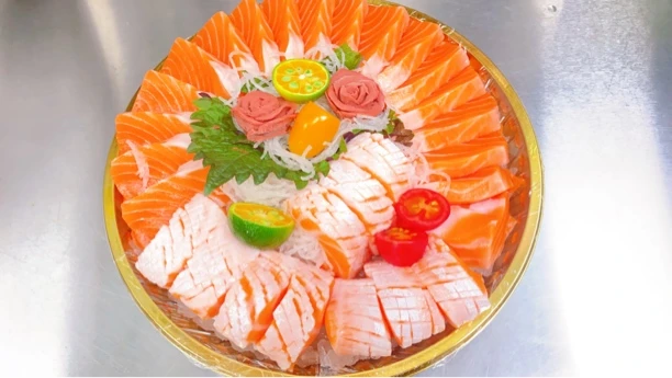 正 挪威 三文鱼腩半斤