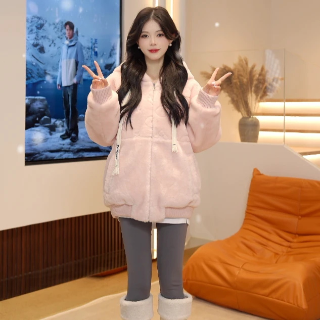 YAYA/鸭鸭蓬松连帽防风保暖秋冬鸭绒休闲百搭防寒YE3B63221