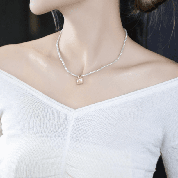 2043轻奢天空之镜时尚个性贝珠项链