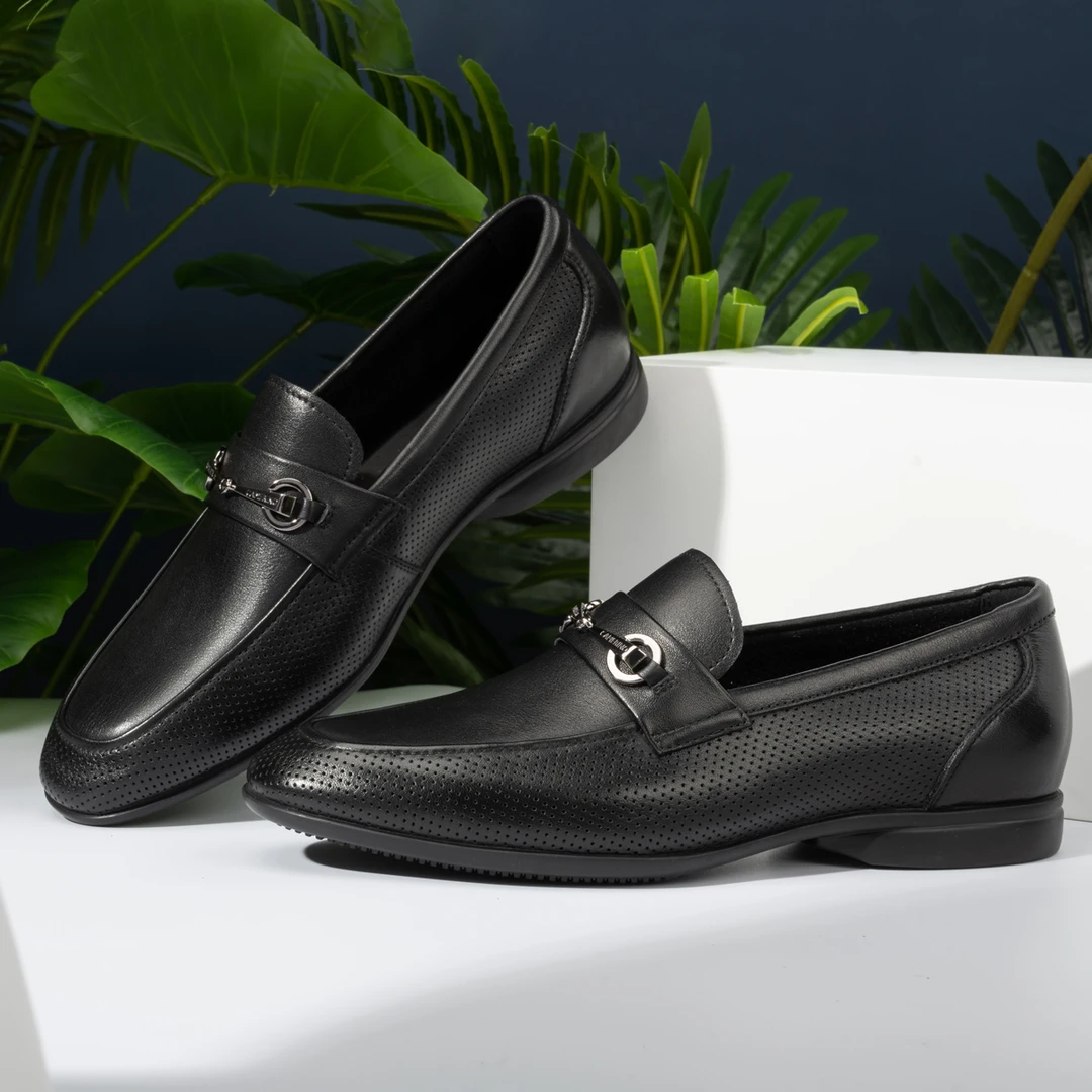 诺贝达男士夏季休闲男皮鞋时尚黑色软底男鞋WRT68913A