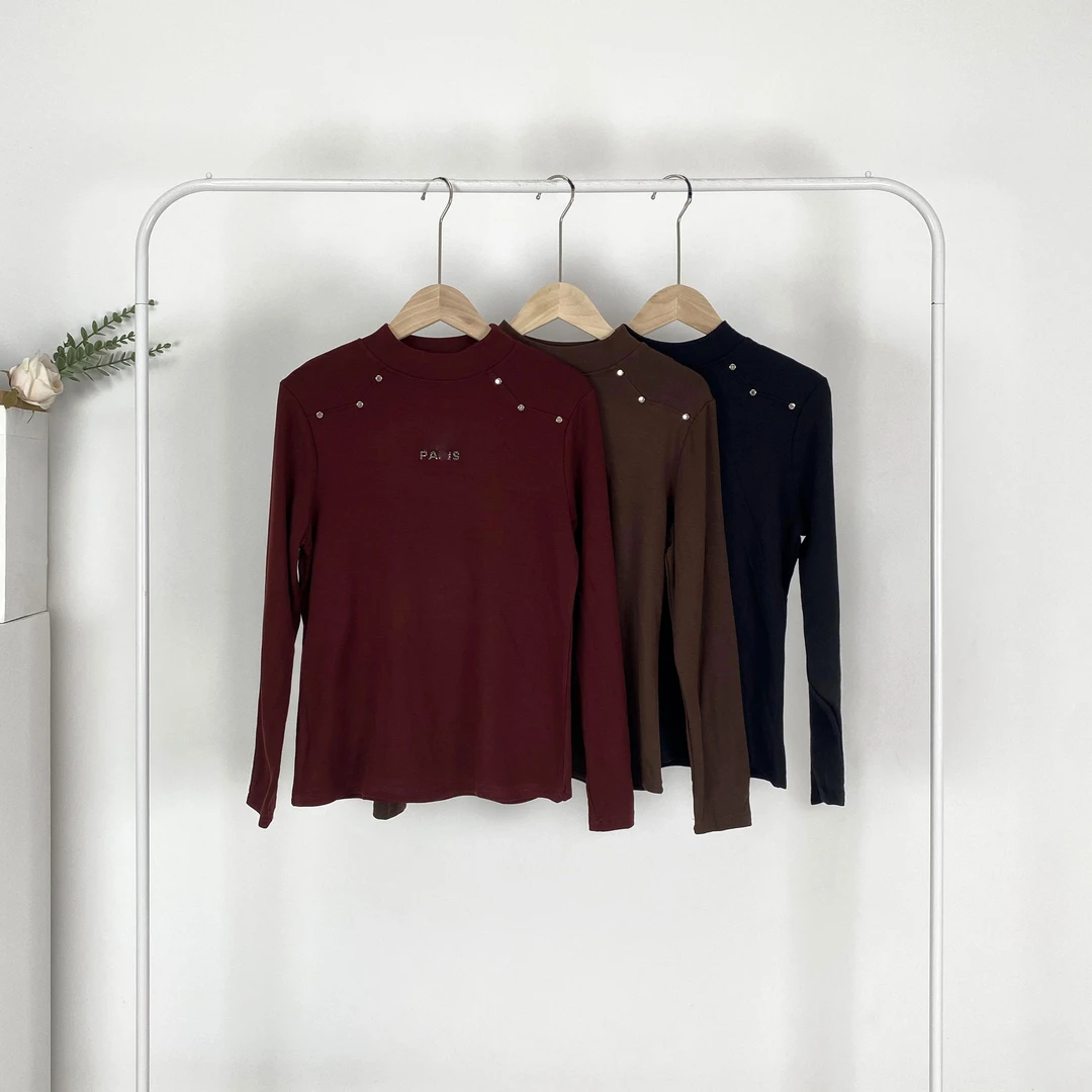 2024秋冬长袖T恤女款铆钉烫钻半高领亲肤气质打底衫831