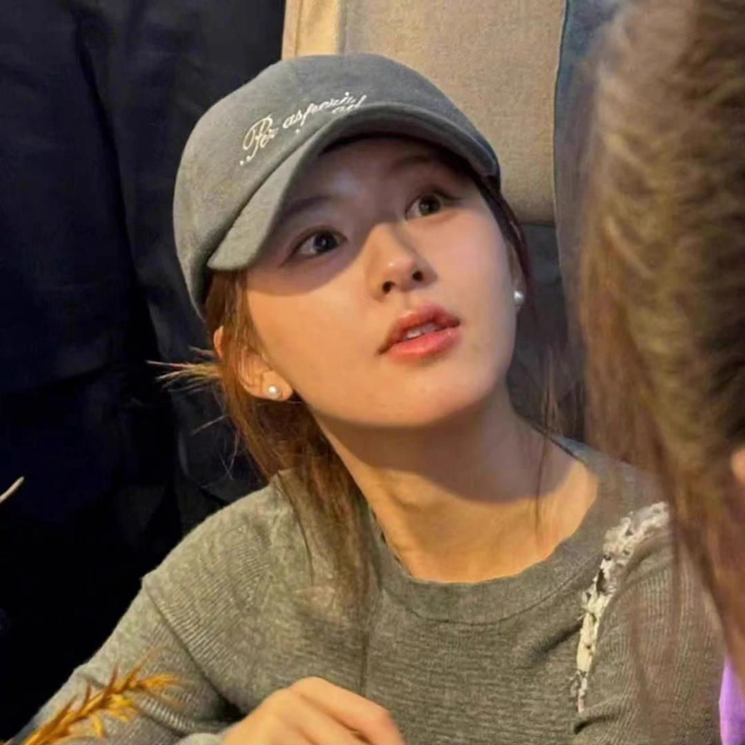 赵露思同款帽子字母刺绣鸭舌帽2024年新款简约百搭时尚棒球帽ins