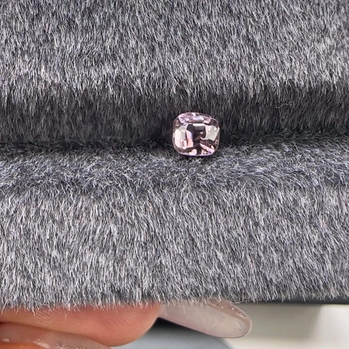 尖晶石裸石未镶嵌粉0.58ct