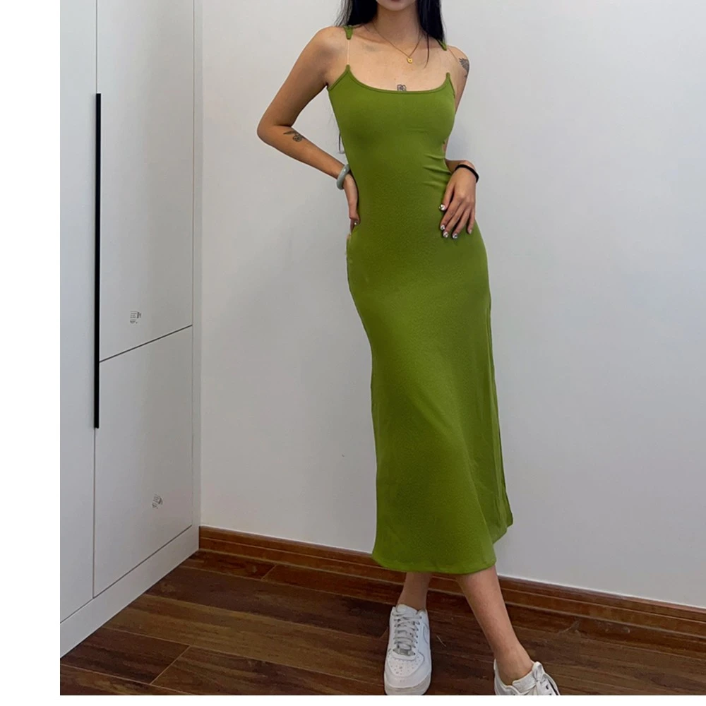 Aliu studio 肩带消失术高级感吊带裙超A显身材连衣裙性感女