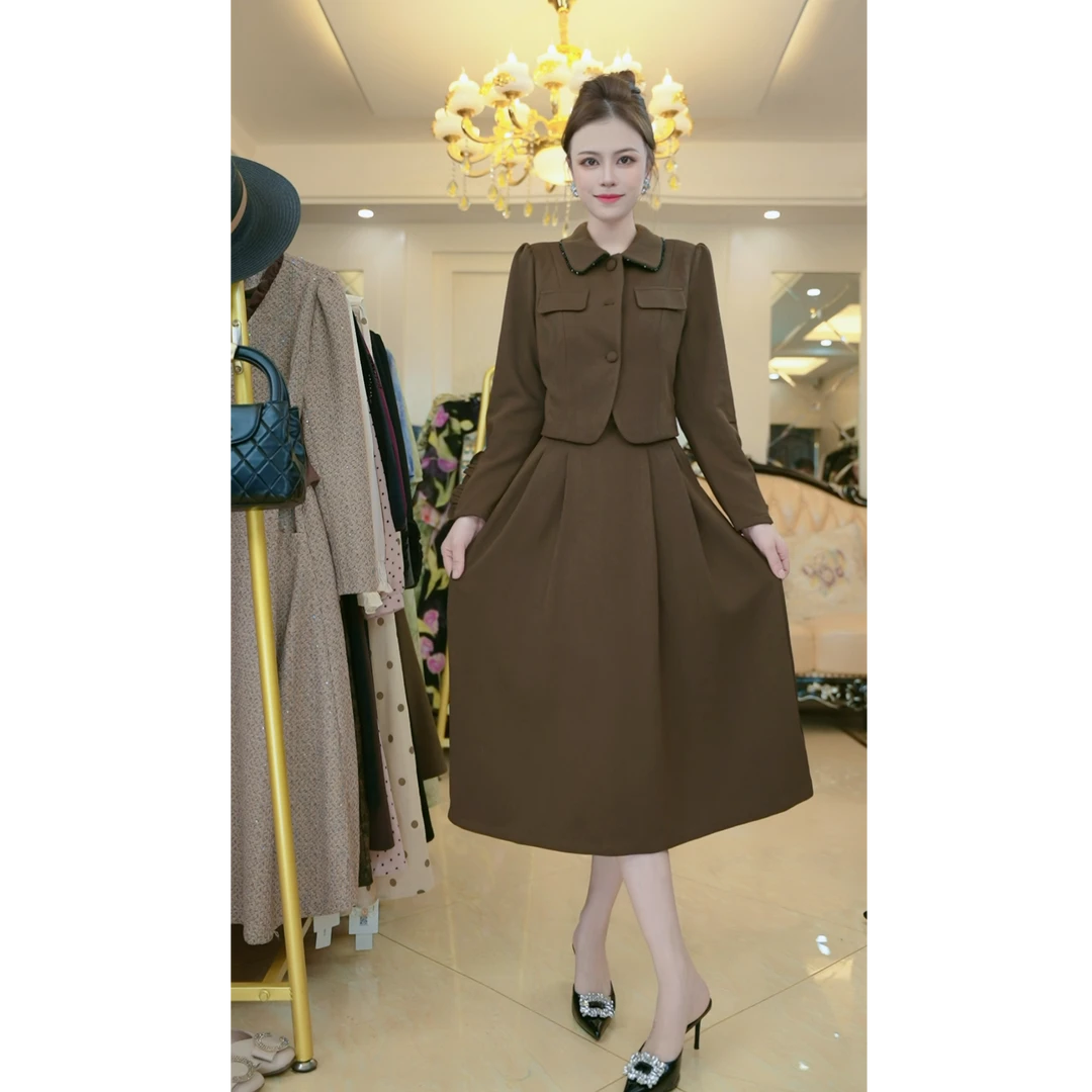 （现货）梦想服饰新款上市大码假两件套装高端显瘦显年轻爆款115