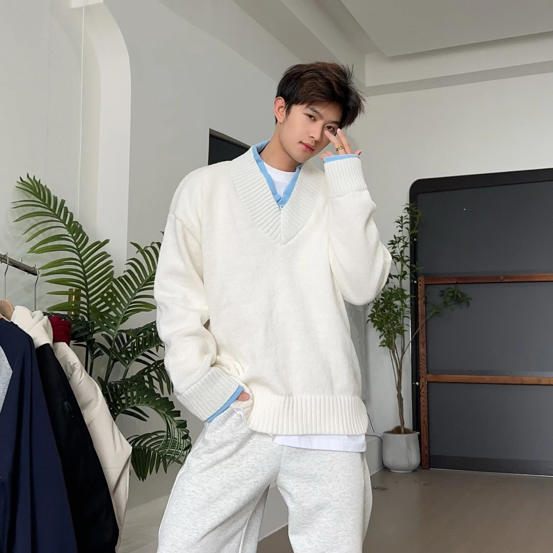 盘鹏飞  老钱风假两件毛衣秋冬V领针织衫没事内搭宽松毛衣男针织