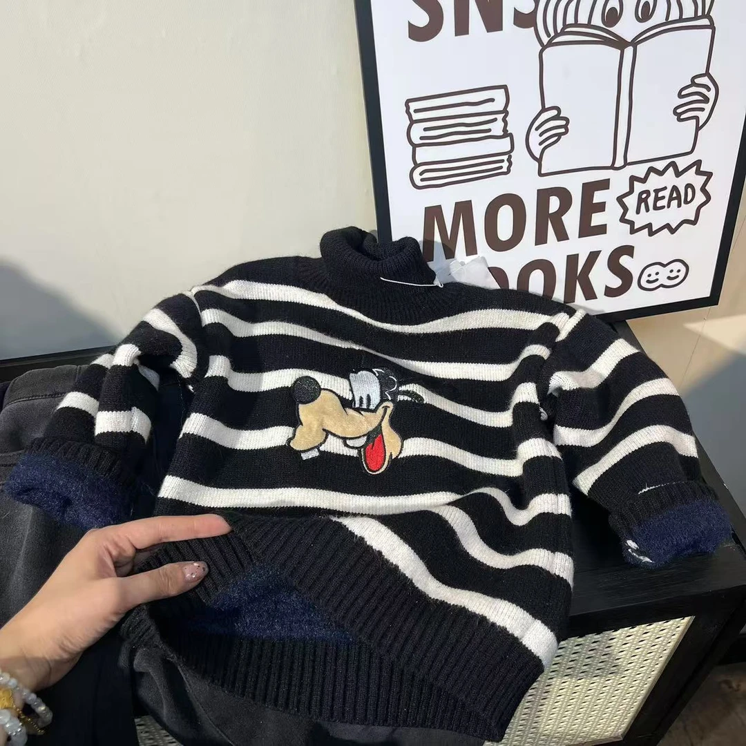 韩版加绒针织条纹毛衣