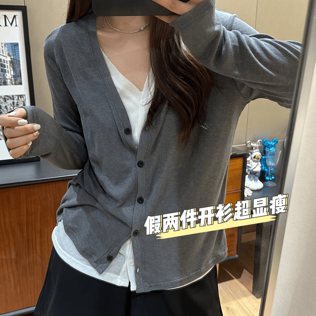 【K姐简约定制】排扣纯色V领宽松显瘦长袖假两件上衣T恤D955