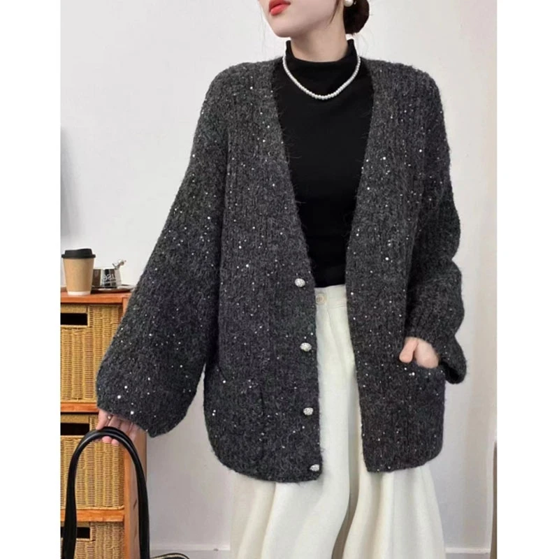 早秋慵懒风亮片v领毛衣外套女秋季宽松显瘦软糯中长款针织开衫厚