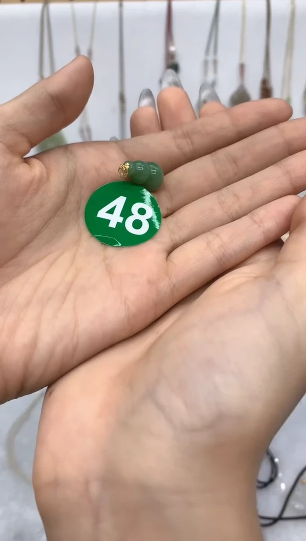 【闪购商品】和田玉颈饰18K金镶嵌葫芦吊坠送银链4