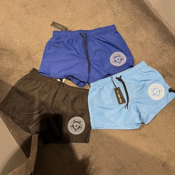 全新未使用 VERSACE/范思哲 国内现货/男士三分短裤