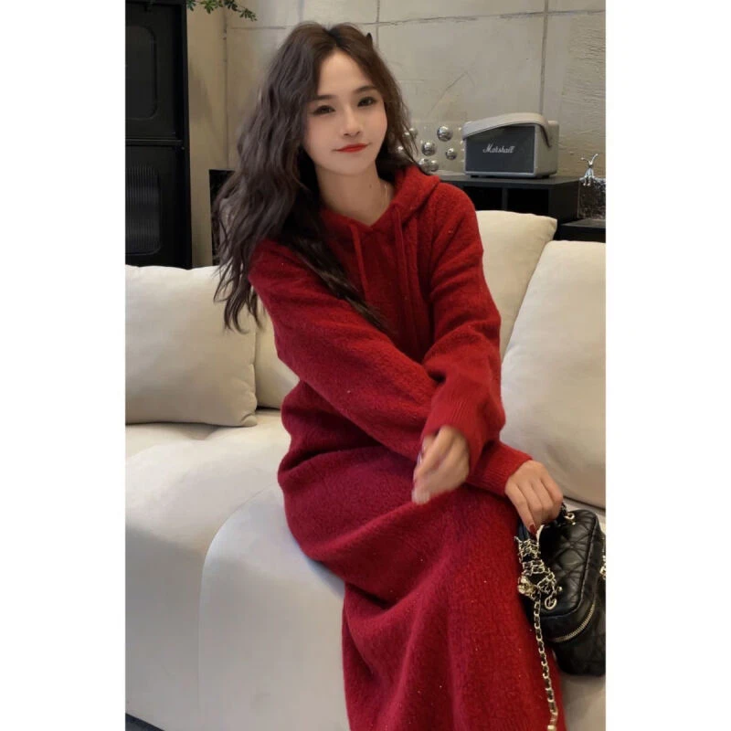 175高个子连衣裙秋冬长裙脚踝圣诞红色连帽法式针织连衣裙女秋冬