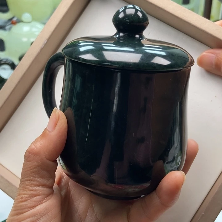 蛇纹石玉杯未镶嵌采*翁
