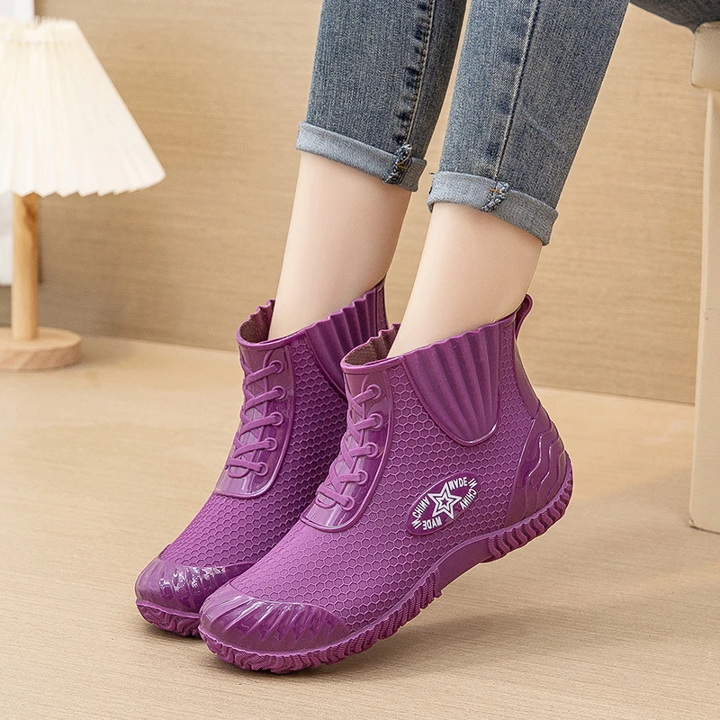2024新款时尚水鞋短筒防水漂亮女士雨鞋防滑雨靴厨房厚底工作水靴