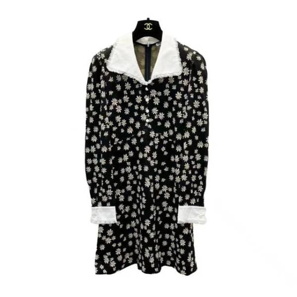 谬谬/粘胶纤维/连衣裙/95新/市场价25000/雨1006