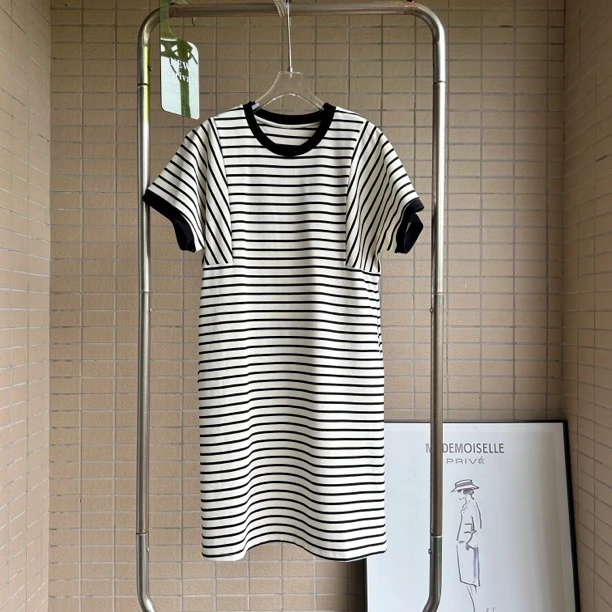 欧货2025夏季新款女装短袖条纹连衣裙中长款遮肉显瘦宽松休闲大码