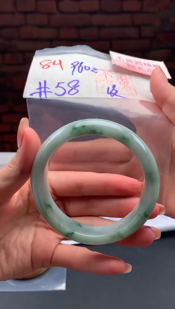 【闪购商品】定制翡翠未镶嵌毛货抛光+84号手镯58#960元